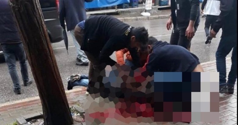 İzmir’de korkunç olay! Sokak ortasında bıçaklanarak öldürüldü