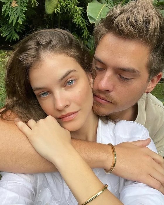 Barbara Palvin ile Dylan Sprouse evlilik yolunda ilk adımı attı