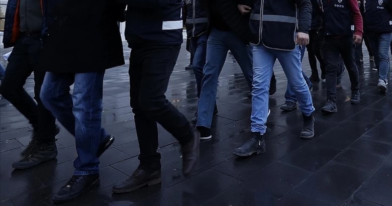 Evde ek iş, belediye yardımı gibi sahte ilanlarla kişisel verileri çalan 24 şüpheli yakalandı