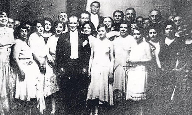 Yetimhaneden prensesliğe uzanan bir hayat hikayesi