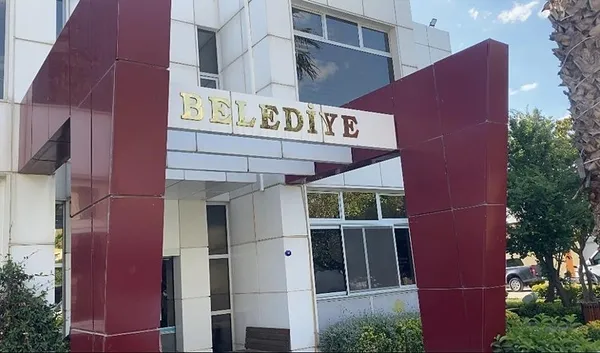 Seferihisar’da skandal itiraf! Tutuklanan başkanın sevgilisi her şeyi anlattı! Aşkımlar havada uçuştu