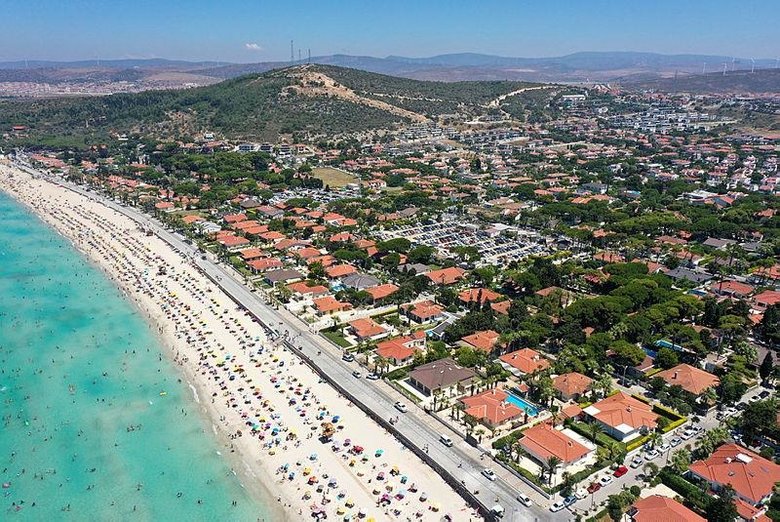 Çeşme’de turizmci mutlu! Oteller bayram rezervasyonlarını doldurdu