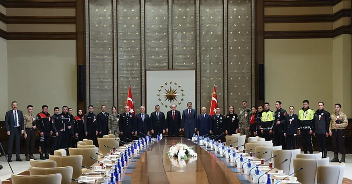 Başkan Erdoğan, Bakan Çiftçi ve polisleri kabul etti