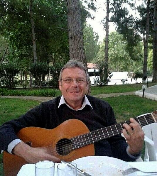 Küllerini Kuşadası’na serptiler: Türk kimliğini gururla gösterirdi