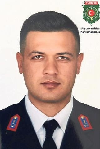 Kurtarmaya gitti şehit oldu