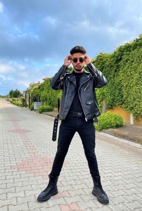 Ünlü fenomen Merve Yalçın gece kulübünde tacize uğradı