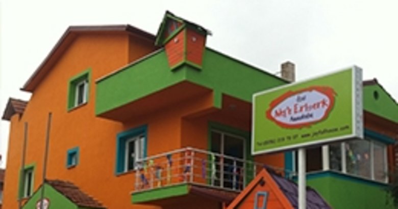 Avrupa güzelinin dehşet okulu