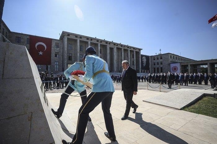 Türkiye Büyük Millet Meclisi 102 yaşında! Türkiye 23 Nisan’ı kutluyor