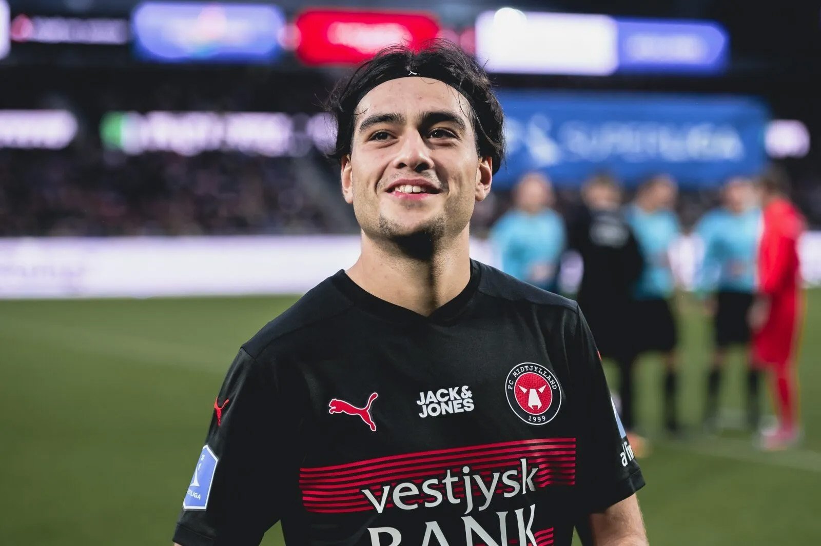 Göztepe'den Aral Şimşir hamlesi