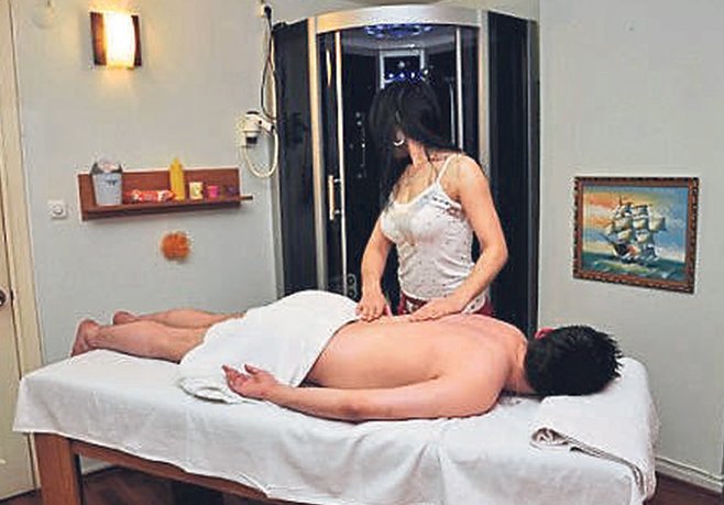 Liliput Riesenschwanz Wald Massage