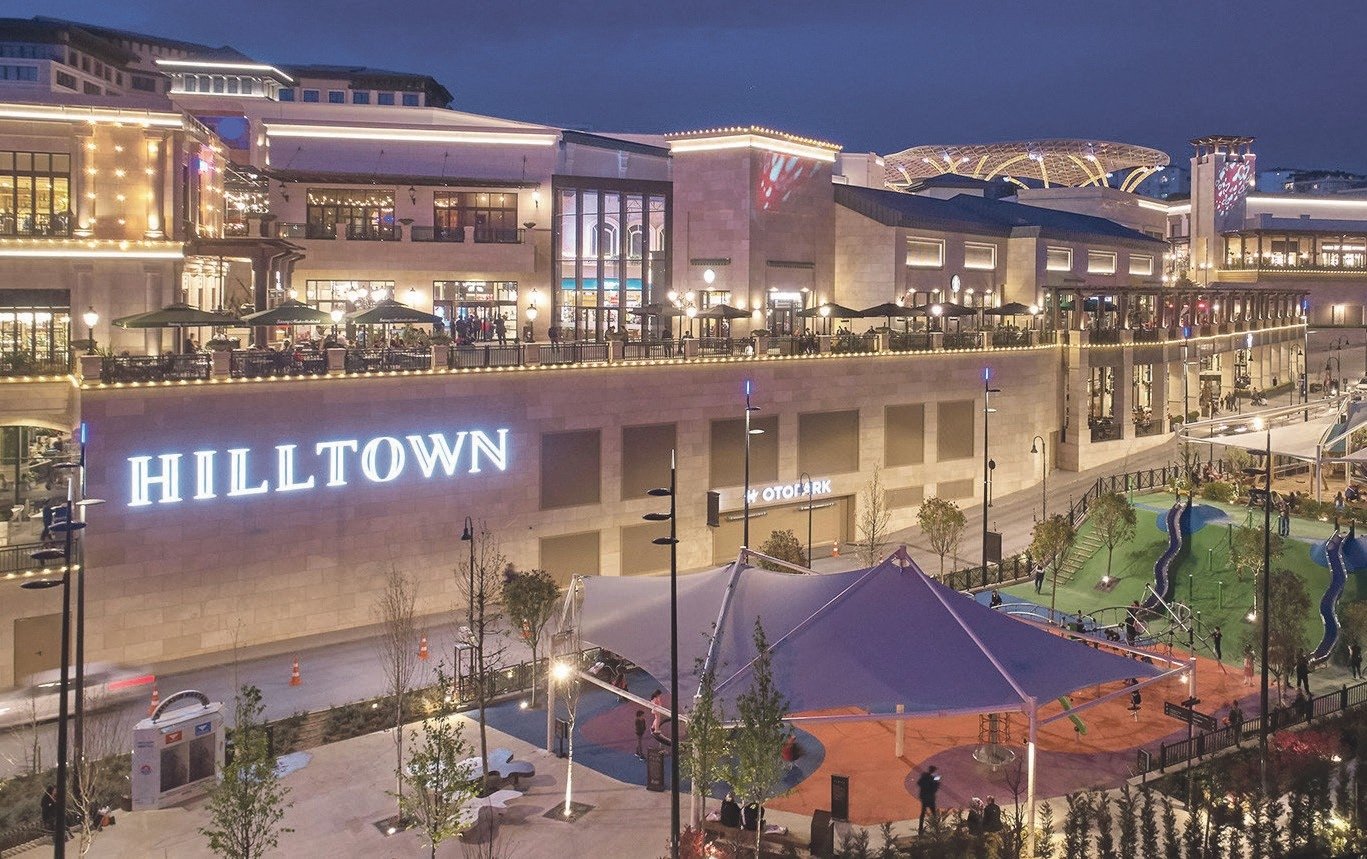 İzmir'de AVM’de ters kelepçe