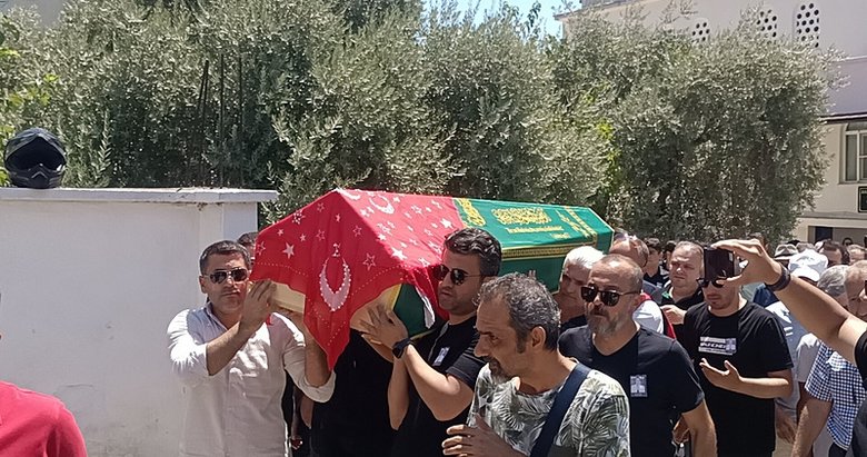 İlk kadın yarış spikerine acı veda