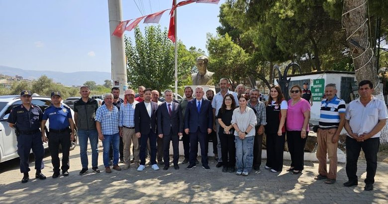 İzmir Valisi Süleyman Elban yangın bölgesi Tire’yi ziyaret etti