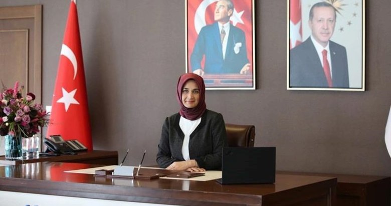 Türkiye’nin ilk başörtülü valisi Kübra Güran Yiğitbaşı oldu! Afyonkarahisar’a atandı