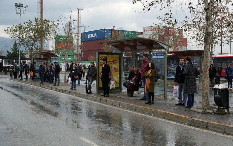 İZBAN grevi 17. gününe girdi! İzmirlilerin trafik ve ulaşım çilesi sürüyor