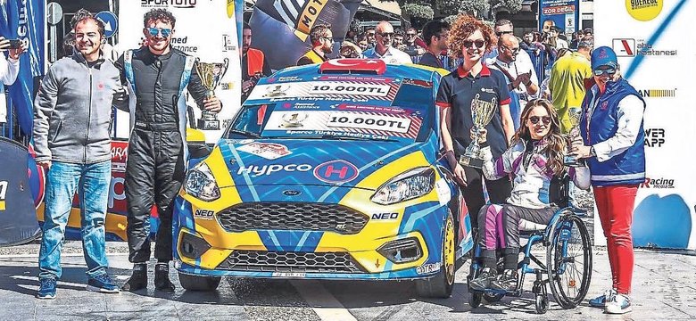 Kübra engelleri aşıp limitleri zorluyor