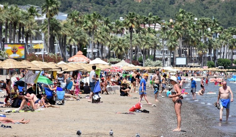 Marmaris, bayramda 1 milyon tatilciyi ağırladı