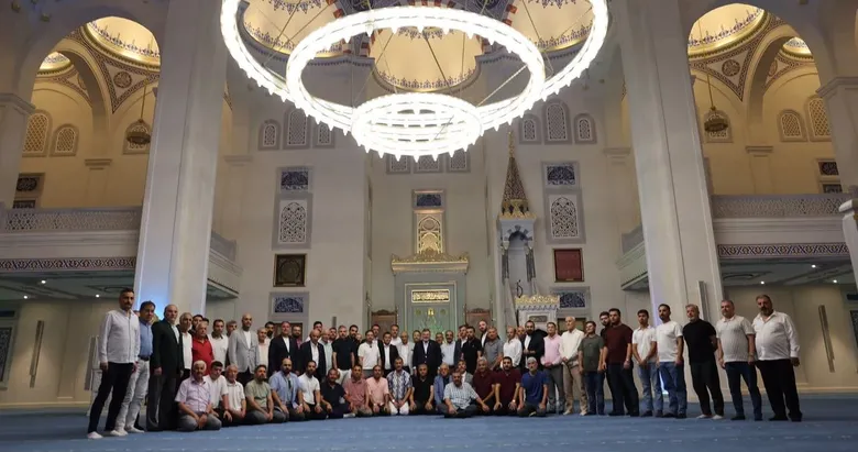 AK Parti İzmir’den 25. yıla özel mevlit