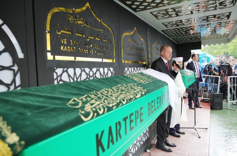 Başkan Erdoğan Niğde’deki kazada hayatını kaybeden Sude Naz Akkuş’un cenazesine katıldı