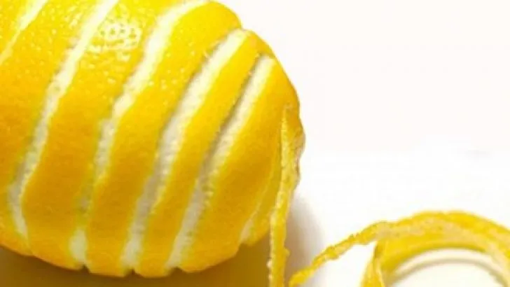 Her evde var ama değeri bilinmiyor! Limon kabuğunu çöpe atanlar dikkat
