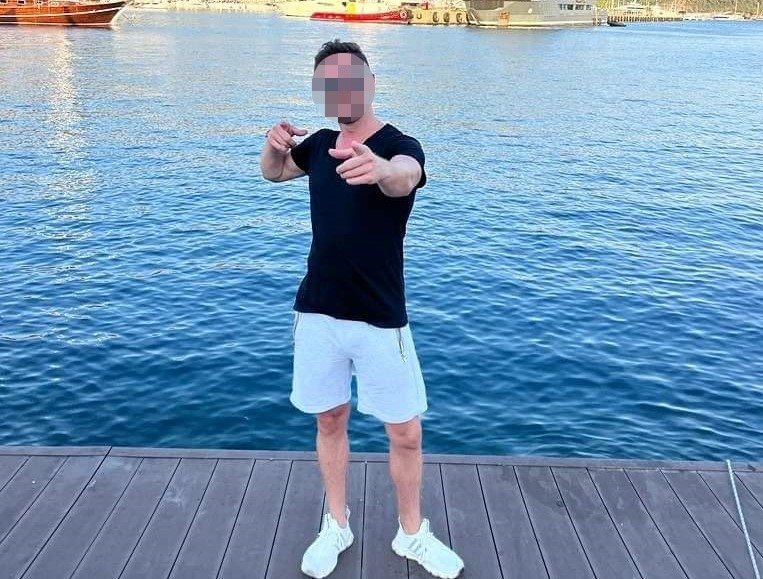 Birlikte eğlendiği arkadaşı tarafından bıçaklanarak öldürüldü