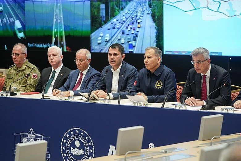 Son dakika: Bakanlardan İstanbul depremiyle alakalı açıklama