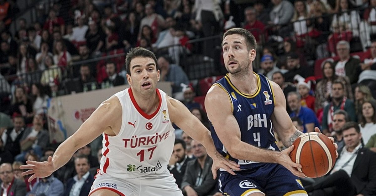 12 Dev Adam iyi başladı