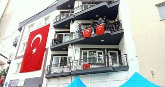 İzmir’de Şehit Piyade Asteğmen Abdullah Kürşat Kupşen’e gözyaşları ve dualarla veda