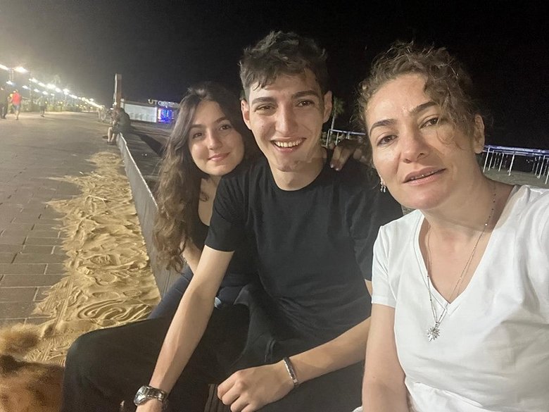 Şehit madenci kızı babasına verdiği sözü tuttu!