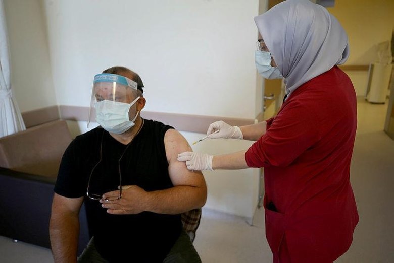 Temmuz’da 20 yaş üstü herkes aşılanmış olacak