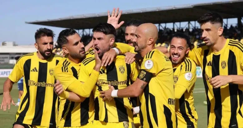 Aliağa FK’da iki ayrılık