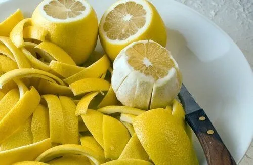 Her evde var ama değeri bilinmiyor! Limon kabuğunu çöpe atanlar dikkat