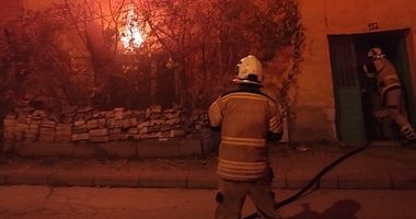 Anne ve kızını alevler ayırdı