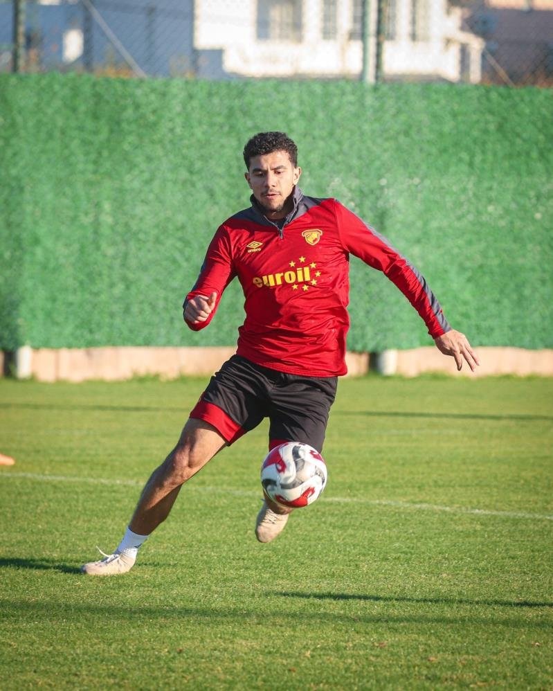 Göztepe’de Sabra, Hırvatistan'a yolcu