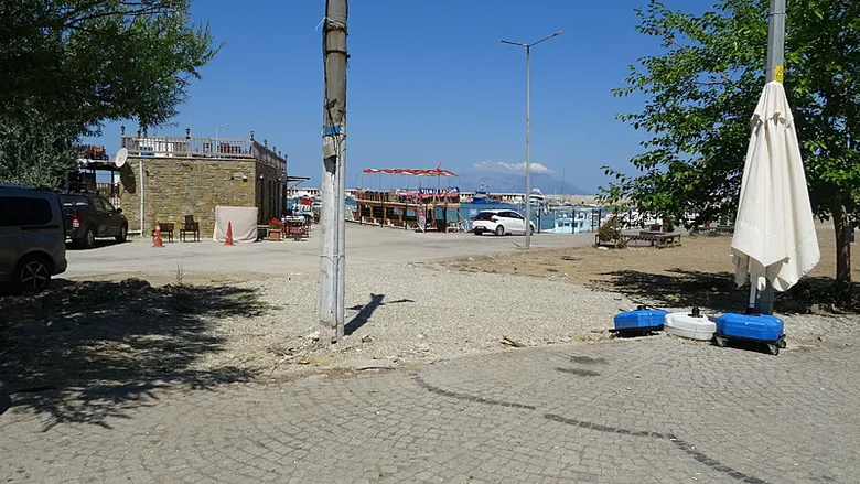 chpli-gokceada-belediyesinde-bufe-vurgunu-iddiasi-3-yillik-pesin-odedigi-yere-civi-bile-cakamiyor-1785941338741.png