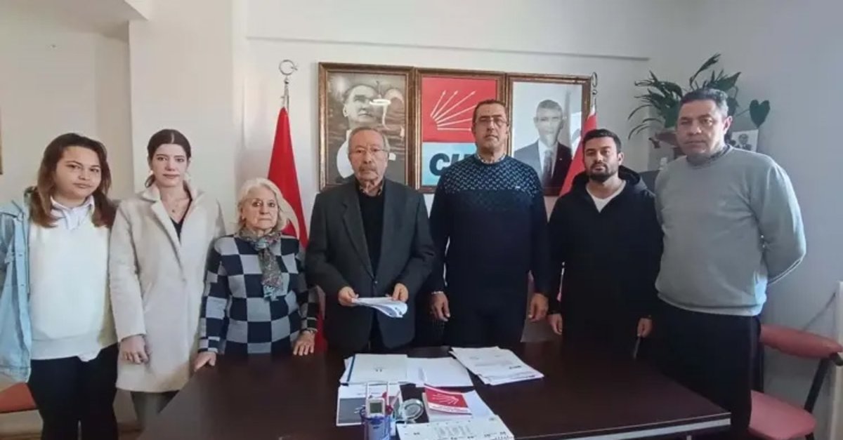 CHP Foça’da görevden alma krizi