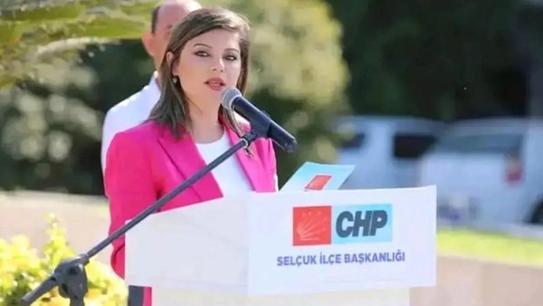 chp-yonetiminde-kadina-yer-yok-izmirde-sadece-bir-kadin-ilce-baskani-oldu-1759695365579.jpeg
