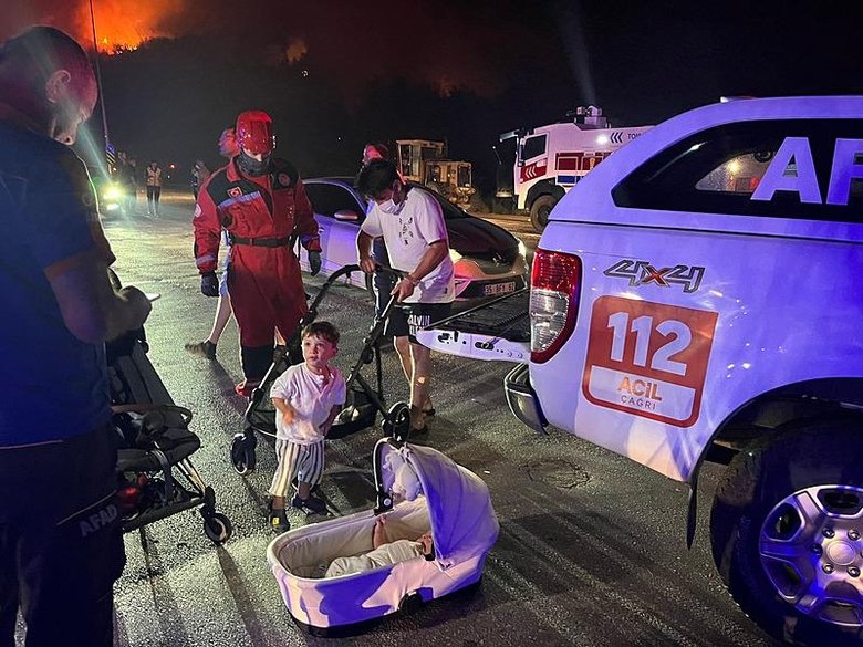 İzmir’deki yangınlarda son durum! Ciğerlerimiz yanıyor