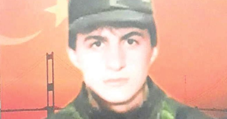 Gözünü kırpmadan hayatını feda etti