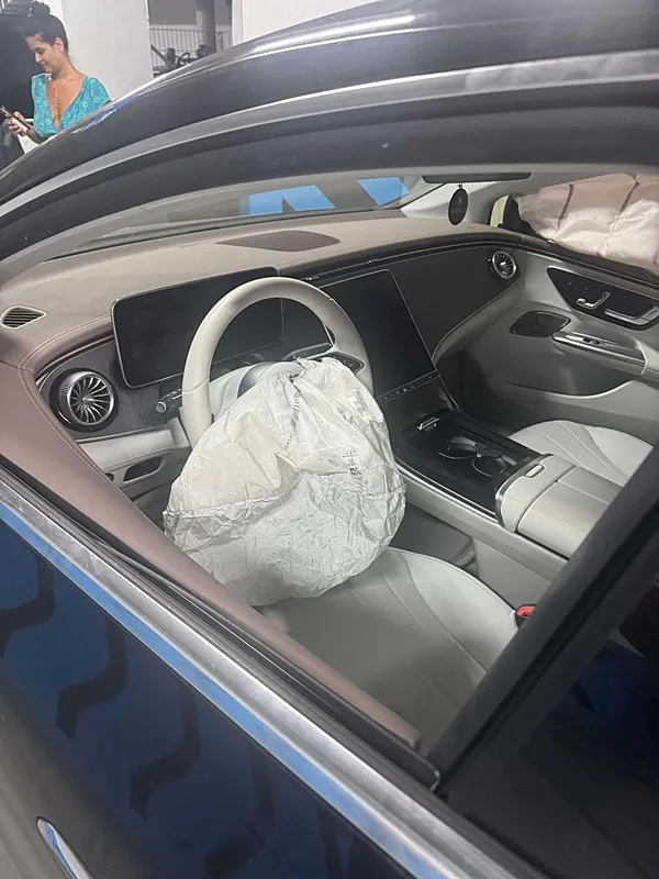 İzmir’de bir vale müşterinin 7 milyon liralık otomobilini perte çıkardı