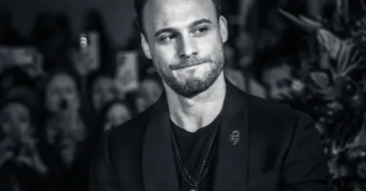 Sosyal medya bunu konuşuyor! Yakışıklı oyuncu Kerem Bürsin öyle bir fotoğraf paylaştı ki… Takipçileri şaşkına döndü