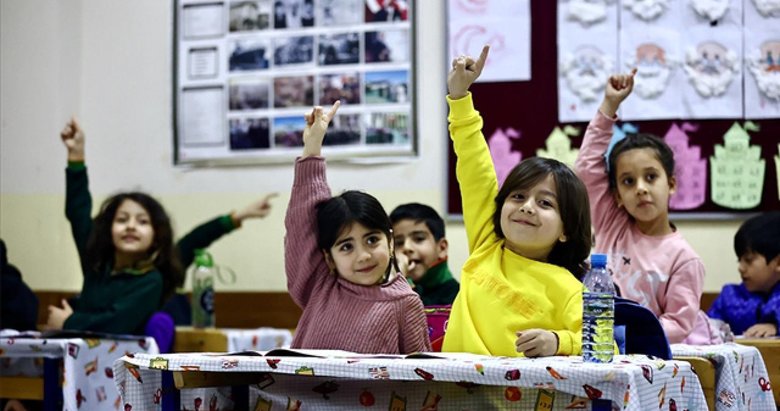 Okullar 9 Eylül’de açılıyor: 1, 5 ve 9. sınıflarda ’yeni model’ uygulanacak