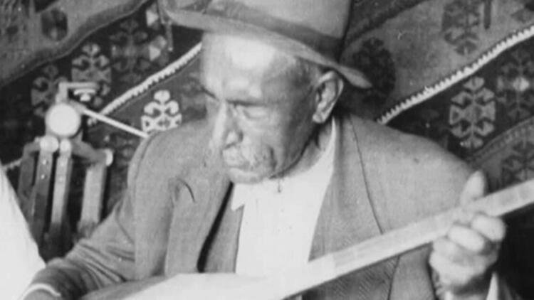 Aşık geleneğinin büyük temsilcisi Aşık Veysel