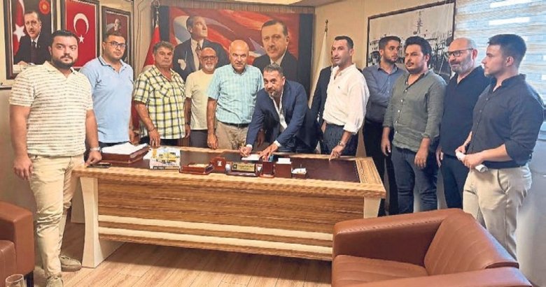 AK Parti’ye katılımlar sürüyor