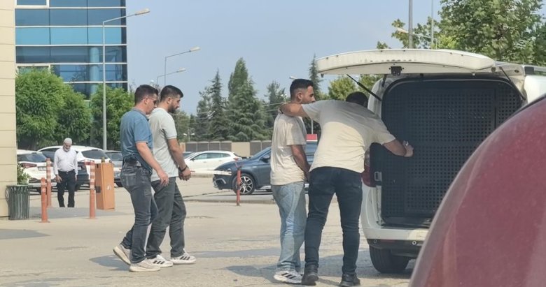 Bursa’da film gibi hırsızlık... Kasadan çıkanlar hırsızları şoke etti