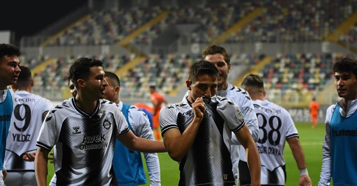 Altay İzmir Çoruhlu FK'yı 1-0 mağlup etti