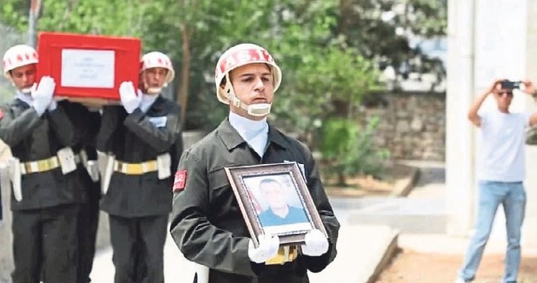 Şehit iki askerimiz toprağa verildi
