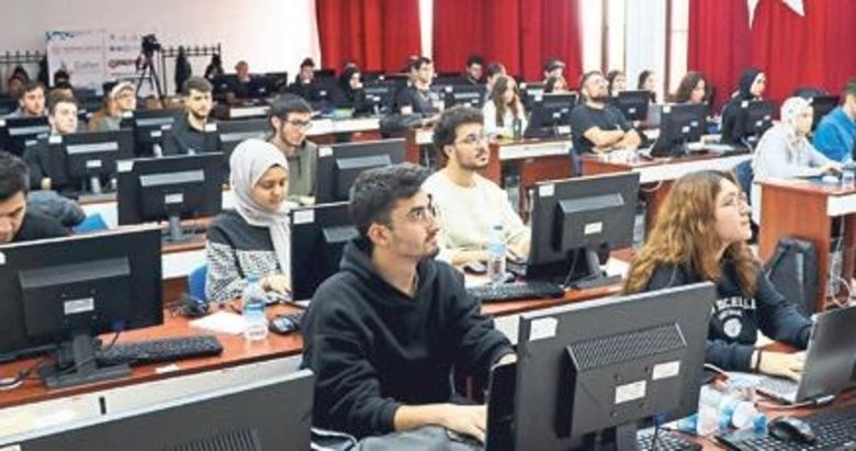 ‘Beyaz şapkalı’ hackerlar yetişiyor