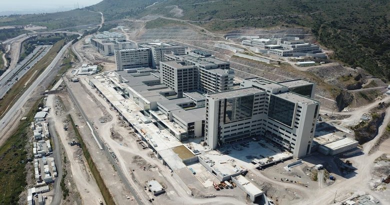 Dev projede sona yaklaşılıyor! İzmir Bayraklı Şehir Hastanesi ne zaman açılacak?