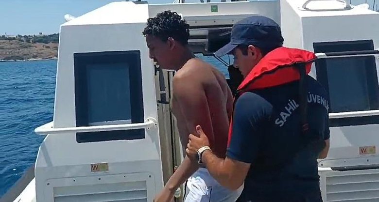 Bodrum’da iki kişi Yunanistan’a yüzerek geçmeye çalıştı